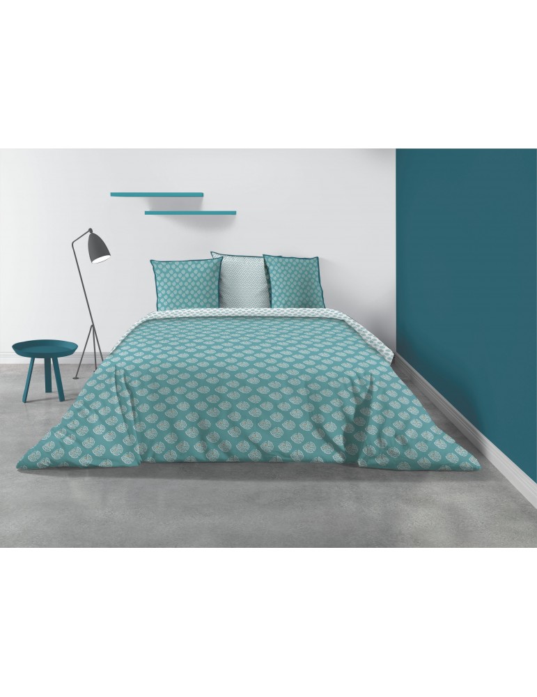 Parure de lit 2 personnes Kadi Blue avec housse de couette et taies d'oreiller Imprimé 240 x 220 8210000503Les Ateliers du Linge Parure de lit 2 personnes Kadi Blue avec housse de couette et taies d'oreiller Imprimé 240 x 220 8210000503Les Ateliers du Linge