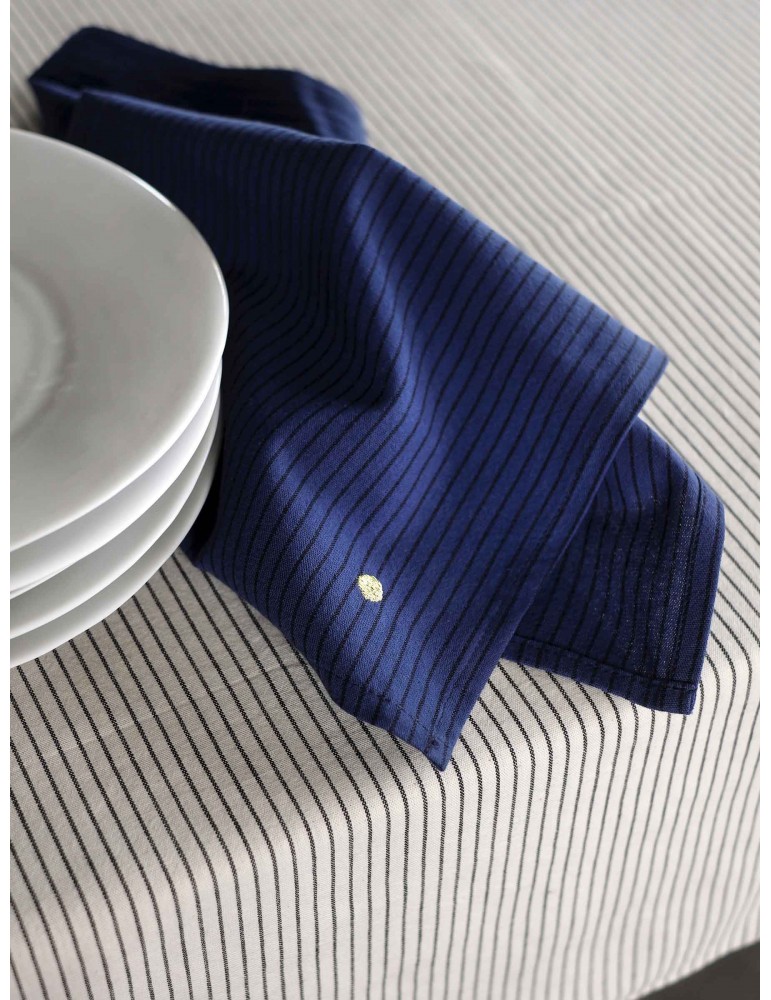 Lot de 2 serviettes de table Léonie Indigo 40 x 40 3000208002La Cerise sur le Gâteau Lot de 2 serviettes de table Léonie Indigo 40 x 40 3000208002La Cerise sur le Gâteau