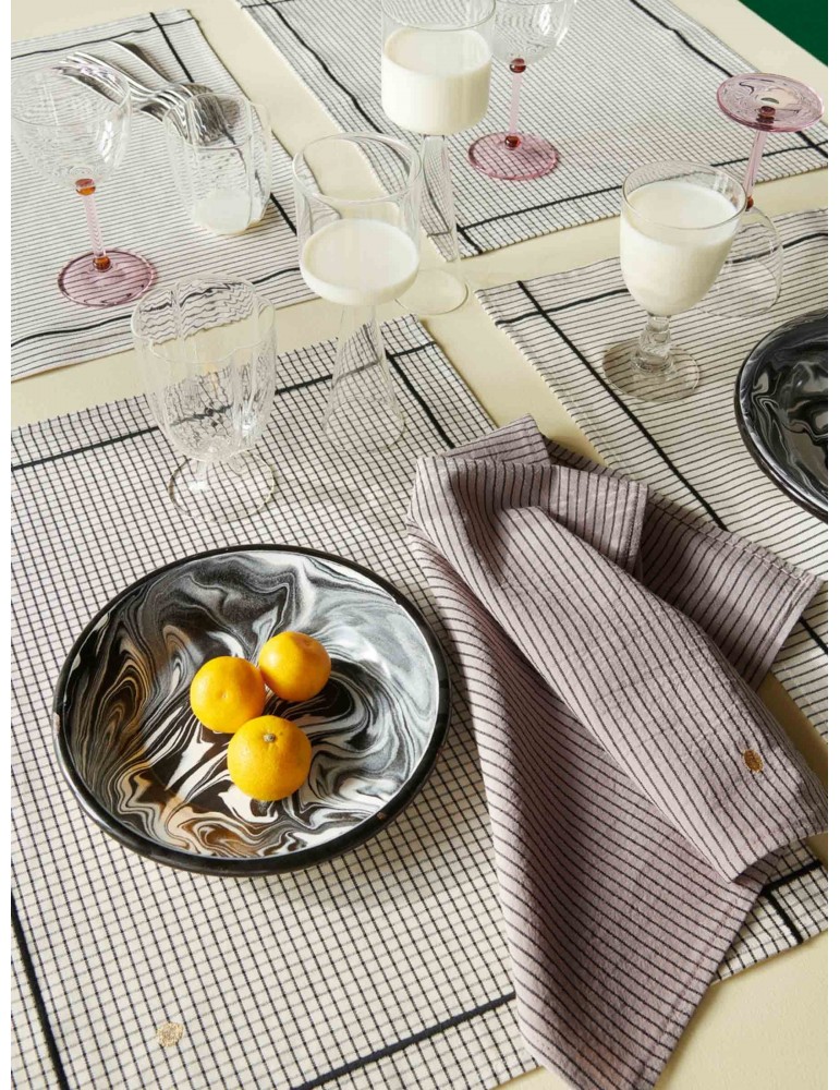 Lot de 2 serviettes de table Léonie Poivre rose 40 x 40 3000470002La Cerise sur le Gâteau Lot de 2 serviettes de table Léonie Poivre rose 40 x 40 3000470002La Cerise sur le Gâteau