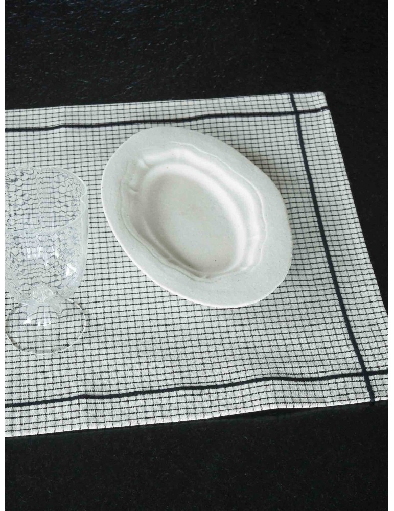 Lot de 2 sets de table Gustave Caviar 40 x 50 3000647002La Cerise sur le Gâteau Lot de 2 sets de table Gustave Caviar 40 x 50 3000647002La Cerise sur le Gâteau