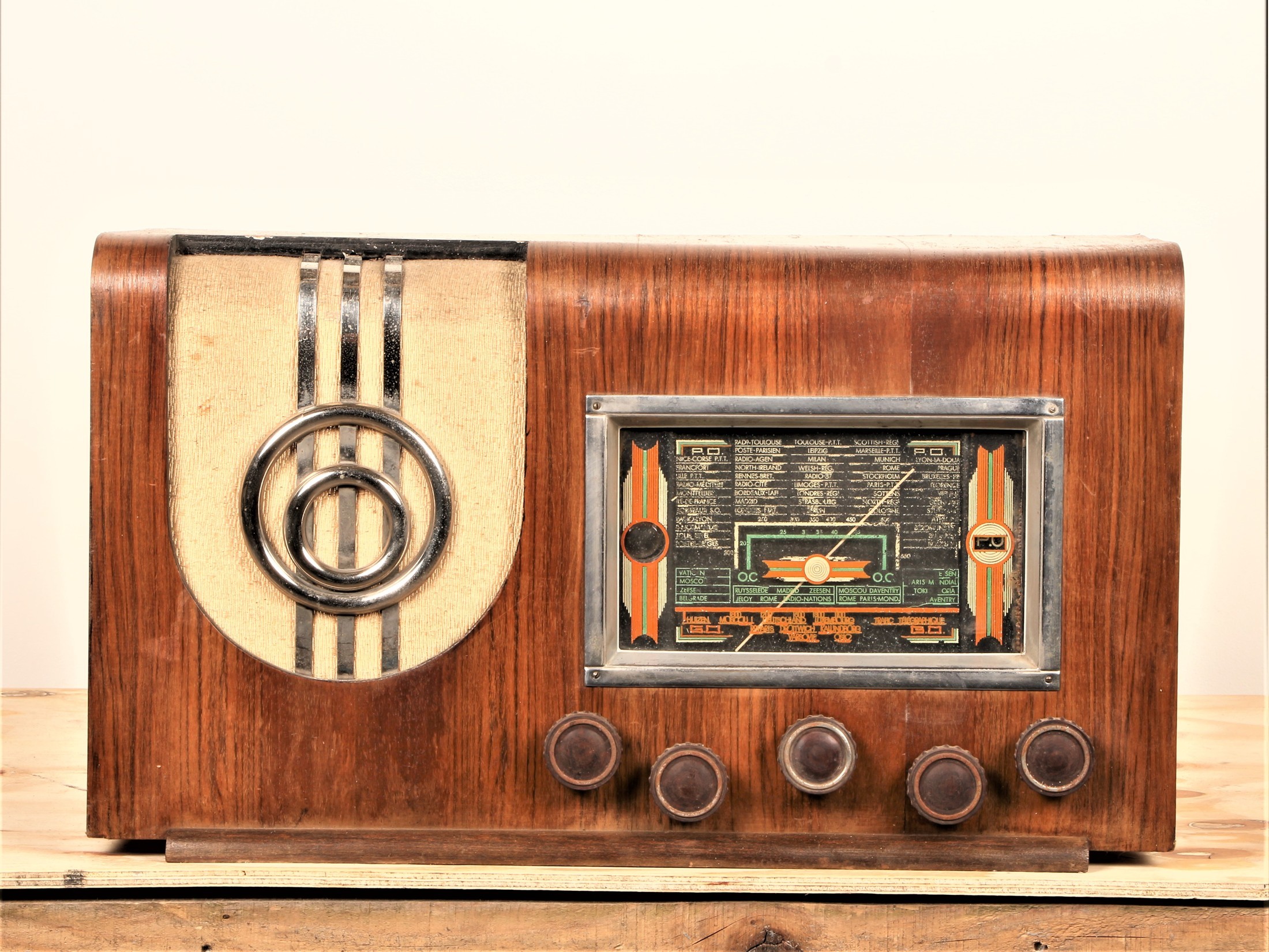 Radio vintage bluetooth Radio monde 411