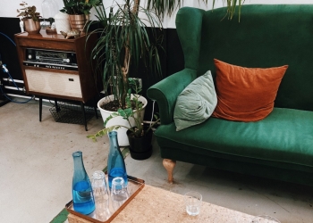 Comment intégrer le vert foncé dans votre décoration