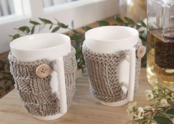 Comment tricoter un pull pour son mug ? 